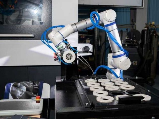 В Нижнем Новгороде открыт завод промышленных роботов VRobotics