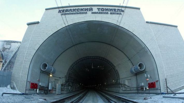 РЖД открыли движение по новому двухпутному Керакскому тоннелю в Амурской области